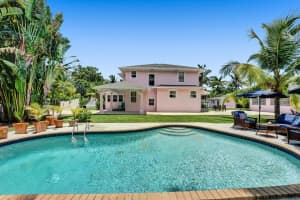 736  Sunset Road, West Palm Beach, FL 33401 Sold 10/06/22