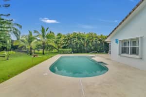 10561  Paso Fino Drive, Wellington, FL 33449 Sold 10/06/22