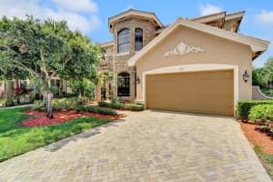 3498  Collonade Drive, Wellington, FL 33449 Sold 10/07/22