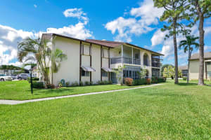 3490  La Jardin Court   C-2, Green Acres, FL 33463 Sold 10/06/22