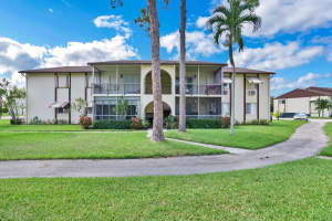 3490  La Jardin Court   C-2, Green Acres, FL 33463 Sold 10/06/22
