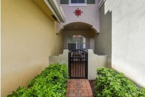 192  Las Brisas Circle, Hypoluxo, FL 33462 Sold 09/23/22