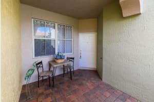 192  Las Brisas Circle, Hypoluxo, FL 33462 Sold 09/23/22