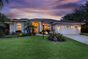 1905 SE Emerald Court, Stuart, FL 34997 Sold 08/26/22