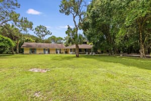 14640  Crazy Horse Lane, Palm Beach Gardens, FL 33418 Sold 05/31/23