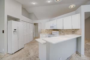 4796 NW 3rd Ct, Deerfield Beach, FL 33442, Sold 04/24/23