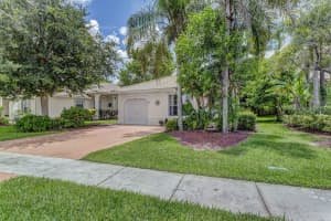 137  Prestige Drive, Royal Palm Beach, FL 33411 Sold 10/04/22