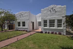 611  Westwood Road, West Palm Beach, FL 33401 Sold 10/18/22