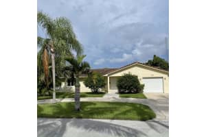 2267 NE 3rd Avenue, Boca Raton, FL 33431 Sold 08/29/22