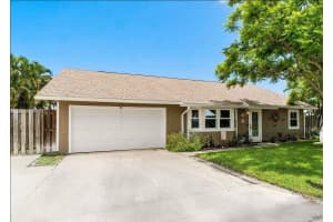 2421 SW 15th Terrace, Palm City, FL 34990 Sold 01/27/23