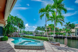 972 Evergreen Dr, Delray Beach, FL 33483, Sold 12/16/22
