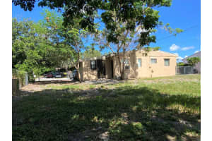 451  Pensacola Drive, Lake Worth Beach, FL 33462 Sold 09/08/22