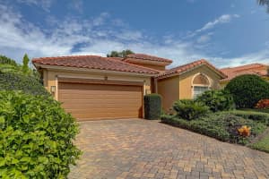 5518  55th Avenue, Vero Beach, FL 32967 Sold 09/08/22