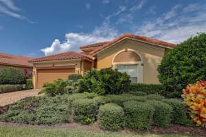 5518  55th Avenue, Vero Beach, FL 32967 Sold 09/08/22