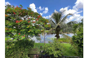 5075  Nautica Lake Circle, Green Acres, FL 33463 Sold 09/09/22