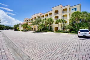 13 W Harbour Isle Drive   303, Fort Pierce, FL 34949 Sold 04/07/23