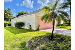 8278  Sandpine Circle, Port Saint Lucie, FL 34952 Sold 11/04/22