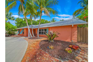 3849 SE Quanset Terrace, Stuart, FL 34997 Sold 09/01/22