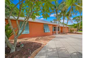3849 SE Quanset Terrace, Stuart, FL 34997 Sold 09/01/22