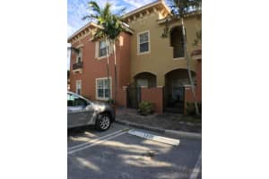 184  Lake Monterey Circle, Boynton Beach, FL 33426 Sold 08/23/22