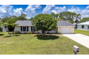 1422 SE Arenson Lane, Port Saint Lucie, FL 34952 Sold 08/19/22