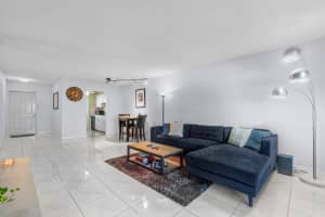 322 N Federal Highway   137, Deerfield Beach, FL 33441 Sold 09/06/22