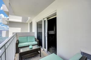 3301 S Ocean Boulevard   904, Highland Beach, FL 33487 Sold 10/20/22