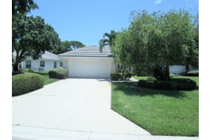 7483 SE Fiddlewood Lane, Hobe Sound, FL 33455 Sold 04/12/23