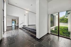 2400  Spanish River Road, Boca Raton, FL 33432 Sold 08/19/22