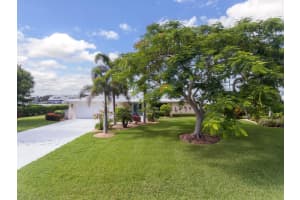 1985  Windward Way, Vero Beach, FL 32963 Sold 12/28/22