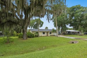 1205  Parkland Boulevard, Fort Pierce, FL 34982 Sold 12/08/22