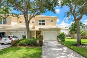 8092 Briantea Dr, Boynton Beach, FL 33472, Sold 10/03/22