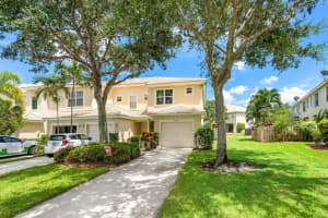 8092 Briantea Dr, Boynton Beach, FL 33472, Sold 10/03/22