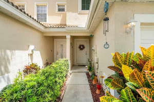 8092 Briantea Dr, Boynton Beach, FL 33472, Sold 10/03/22