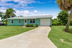 4436 SE Beckett Avenue, Stuart, FL 34997 Sold 09/02/22