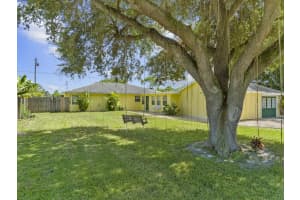 1645 4th Pl, Vero Beach, FL 32962, Sold 09/23/22