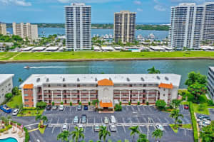 28 Yacht Club Dr APT 106, North Palm Beach, FL 33408, Sold 09/01/22