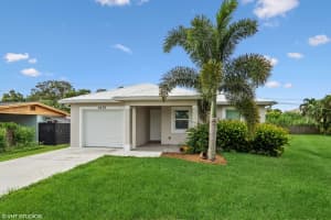 2478 SE Harrison St, Stuart, FL 34997, Sold 08/19/22