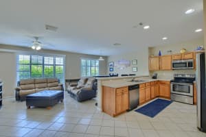 2782 S Evergreen Cir, Boynton Beach, FL 33426, Sold 09/12/22