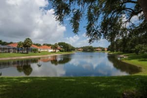 334 Kelsey Park Cir, Palm Beach Gardens, FL 33410, Sold 08/15/22