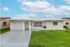 5726 NW 86th Ave, Tamarac, FL 33321, Sold 09/09/22