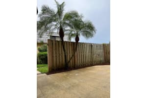 2402 Waterside Dr, Lake Worth Beach, FL 33461, Sold 10/07/22