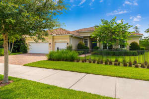 1765 SW Swallowtail Ln, Palm City, FL 34990, Sold 10/31/22