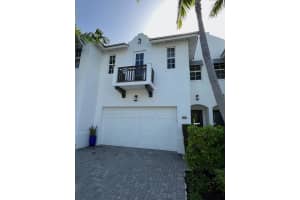 904 Hamilton Ln, Delray Beach, FL 33483, Sold 02/15/23