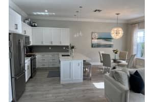 904 Hamilton Ln, Delray Beach, FL 33483, Sold 02/15/23