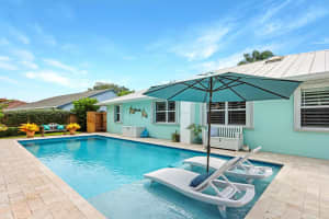 2040 NE Acapulco Dr, Jensen Beach, FL 34957, Sold 08/25/22