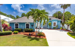 387 NW Emilia Way, Jensen Beach, FL 34957, Sold 09/06/22