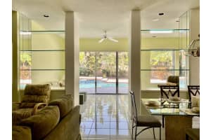 135 E Hampton Way, Jupiter, FL 33458, Sold 08/29/22