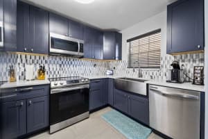 7981 S French Dr # 2-201, Pembroke Pines, FL 33024, Sold 09/12/22