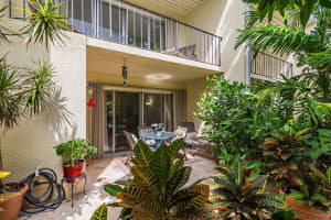 388 Golfview Rd, North Palm Beach, FL 33408, Sold 10/07/22